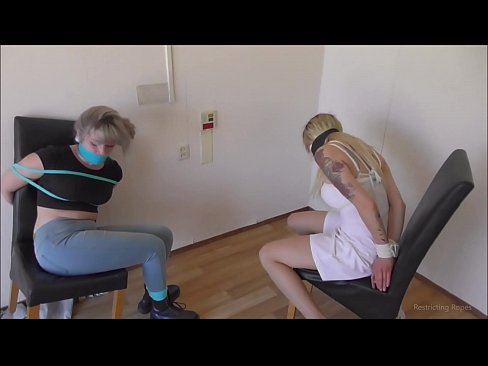 ❤️ Závislá / svázaná a s roubíkem / dáma v nesnázích ️ Šukání u cs.4k-porno.ru